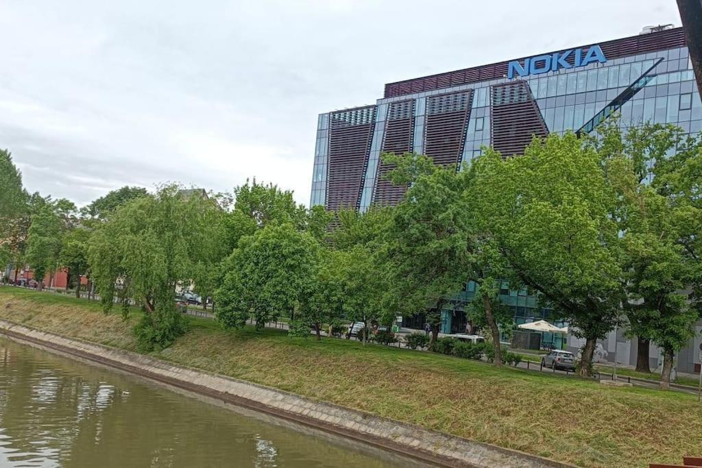 Central, Big Terrace, Near River ทิมิชัวรา ภายนอก รูปภาพ